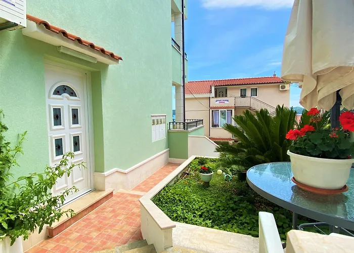 Apartament Happy Days *