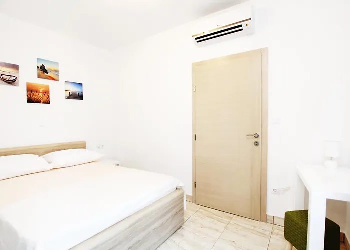 Apartament Happy Days