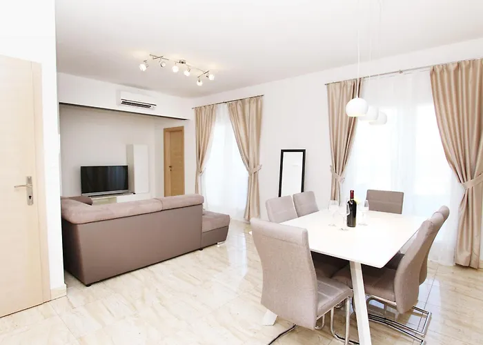 Apartament Happy Days