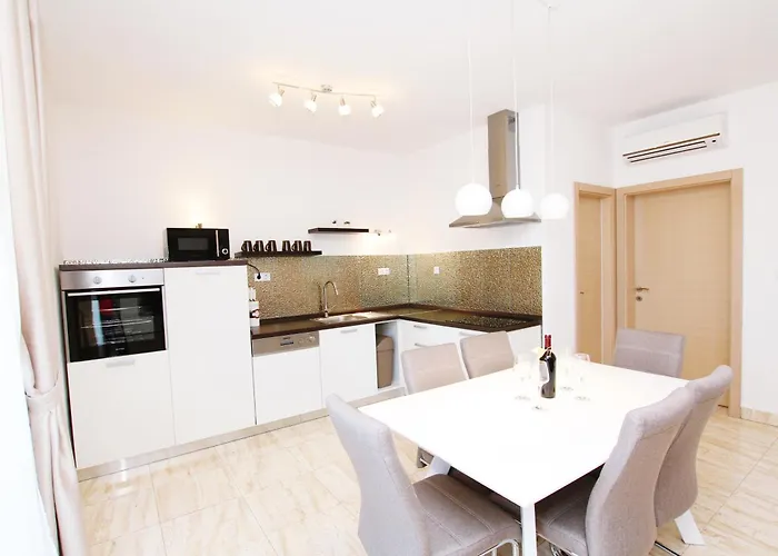 Apartament Happy Days *