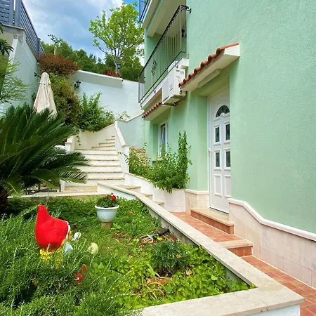 Happy Days アパート *