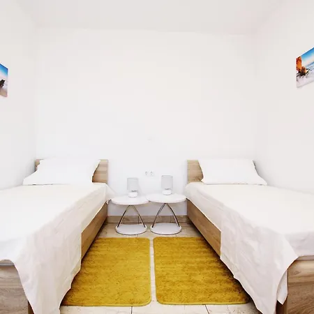 Apartman Happy Days *