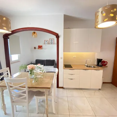 Happy Days Apartman *